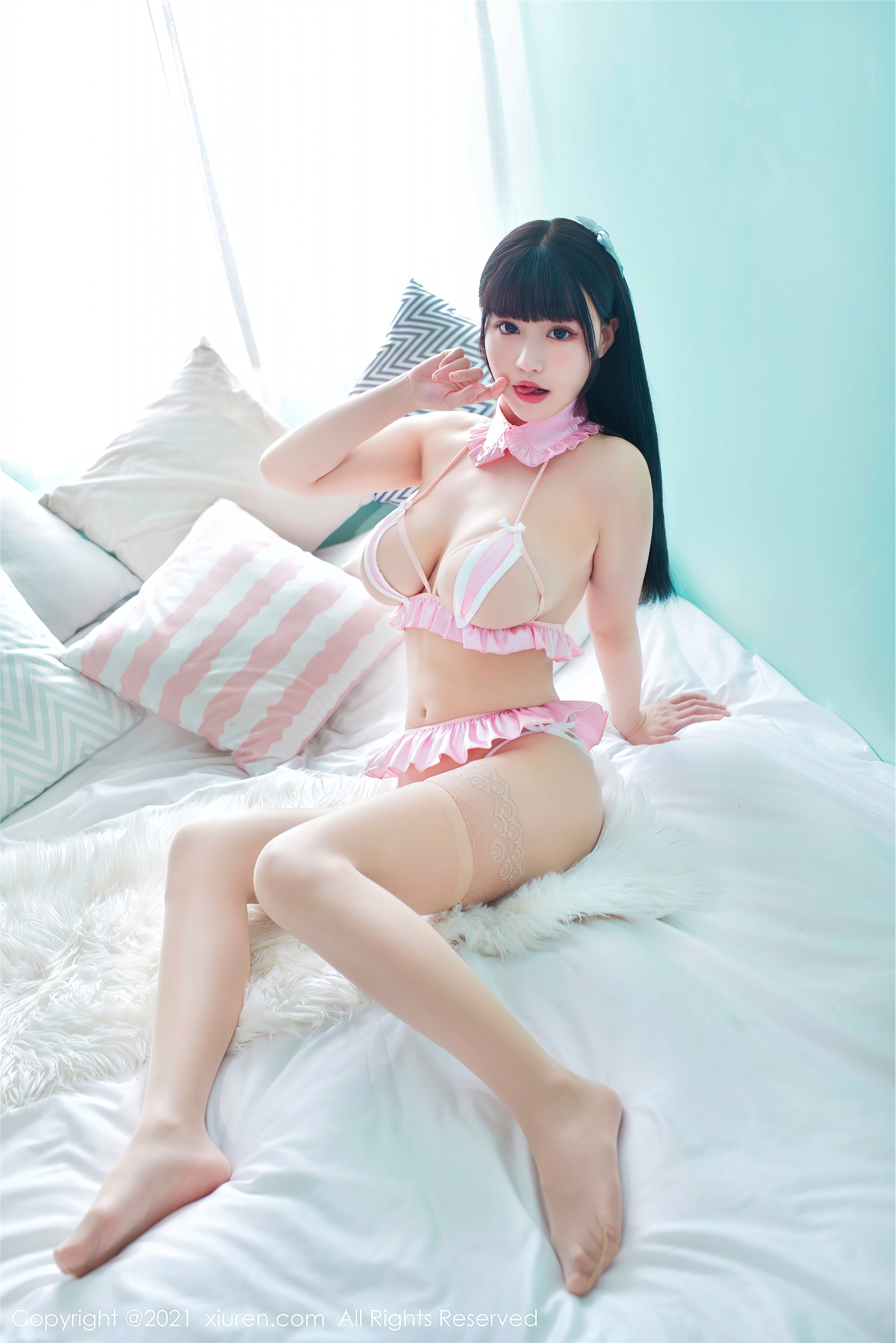 Xiuren秀人网 2021.10.27 NO.4123 前凸后翘性感写真 朱可儿Flower